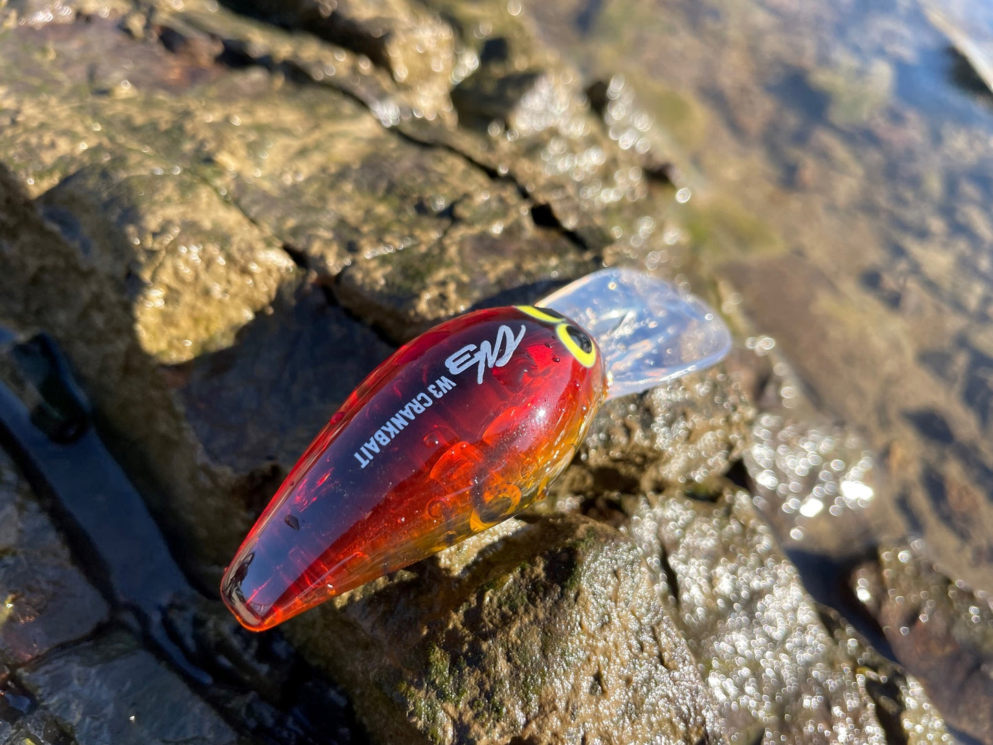 W3 CRANKBAIT #04 Apple Red Claw Phantom