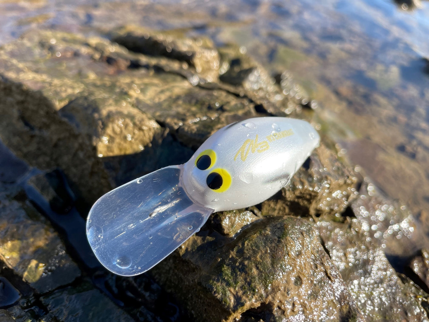W3 CRANKBAIT #09 White Crawdad